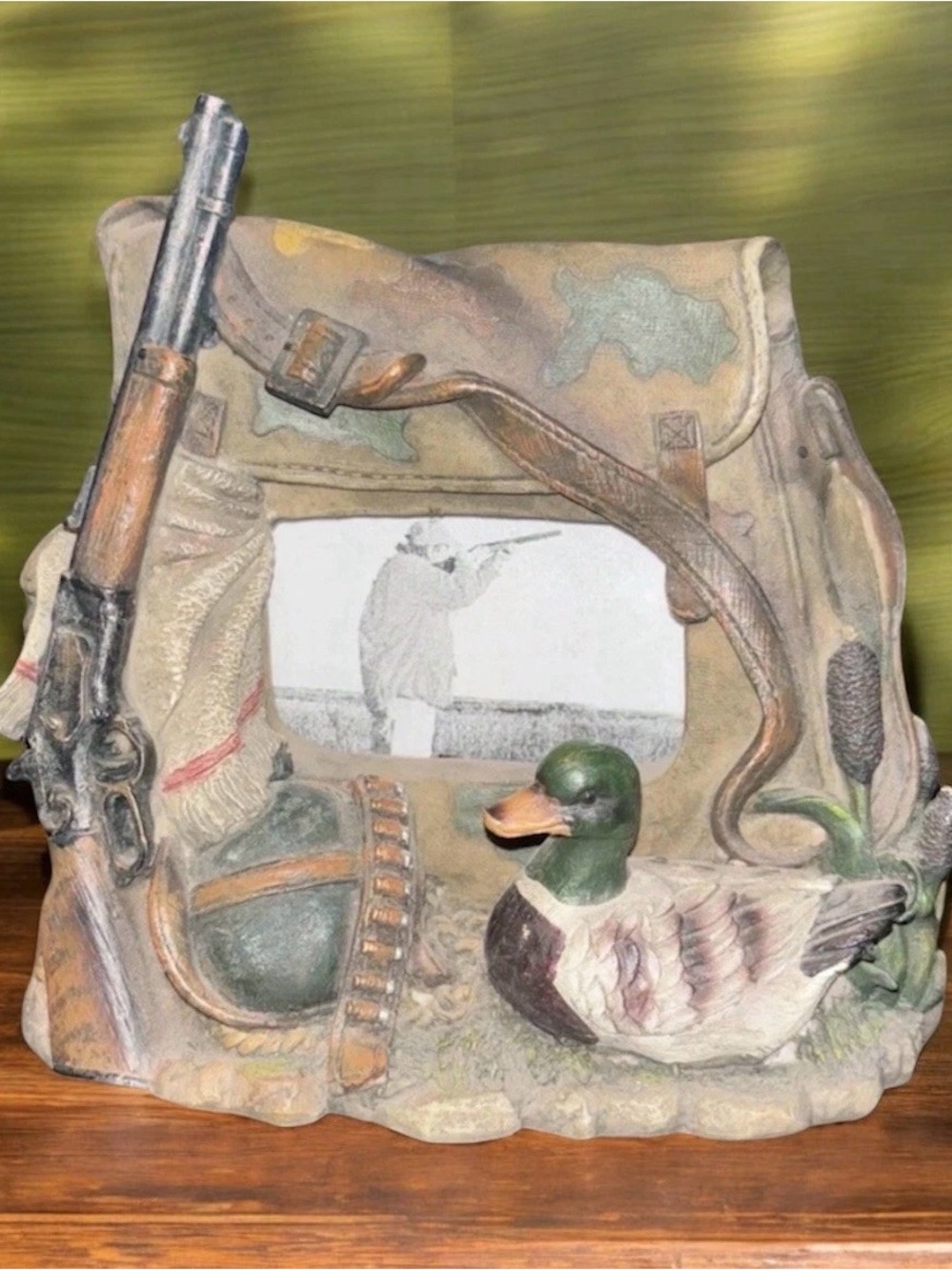 Decorative Duck & Hunting Scene Picture Frame Rainbow Inc 2x3 picture